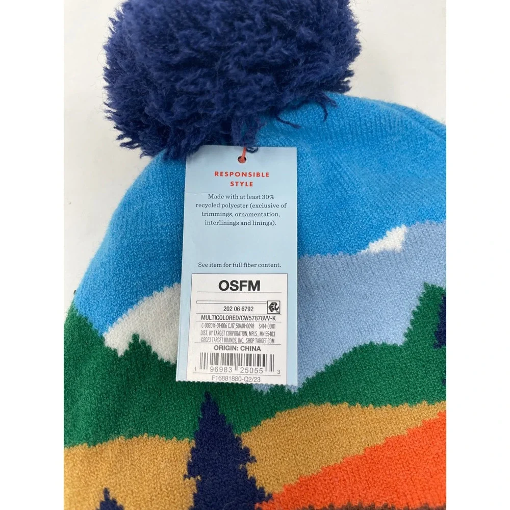 Cat & Jack Beanie Kids OSFM Blue New Mountain Landscape Pom Pom Knit Hat‎